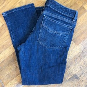 GAP cropped jean size 29
